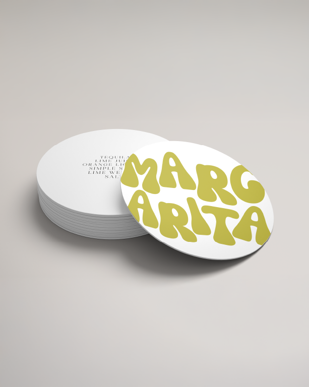 Runder Bierdeckel mit Typografie-Schriftzug „Margarita“, stilvolles Bar-Accessoire für Cocktail-Liebhaber