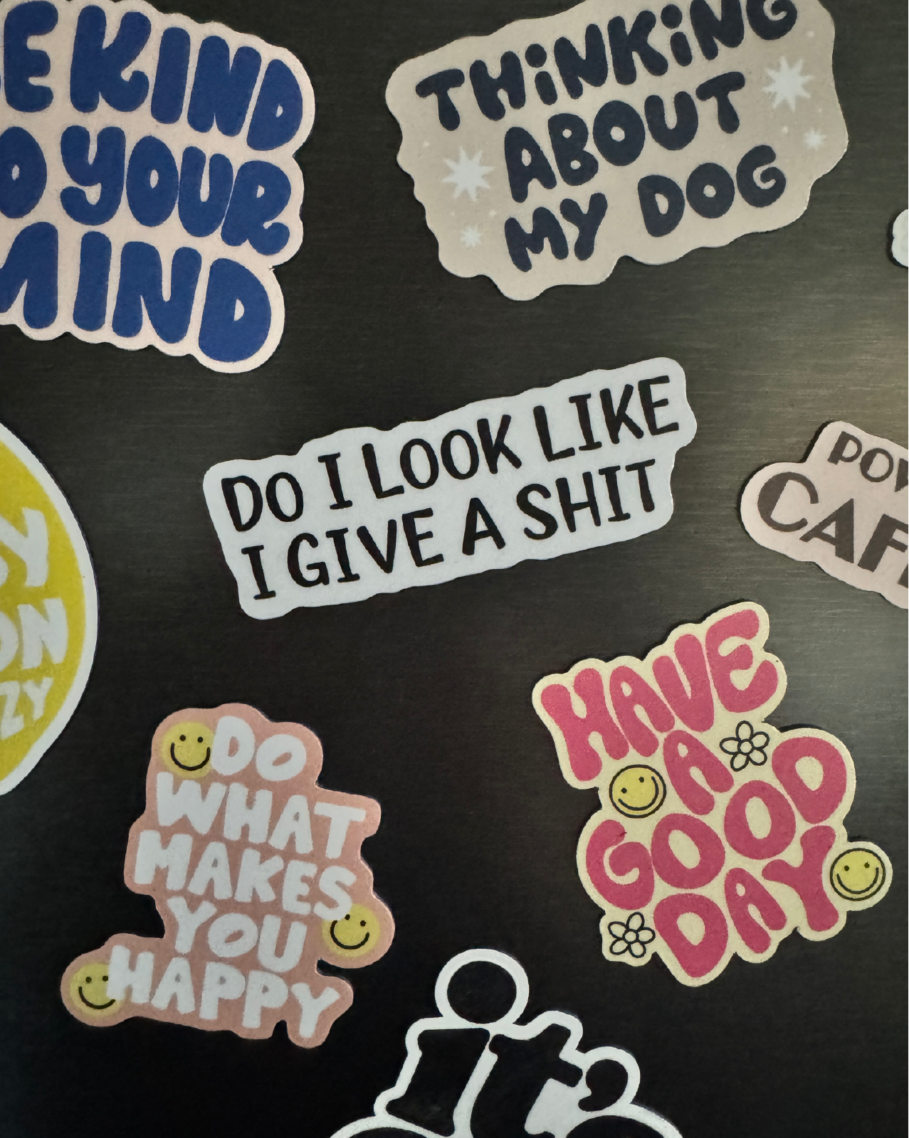 Do I Look Magnet