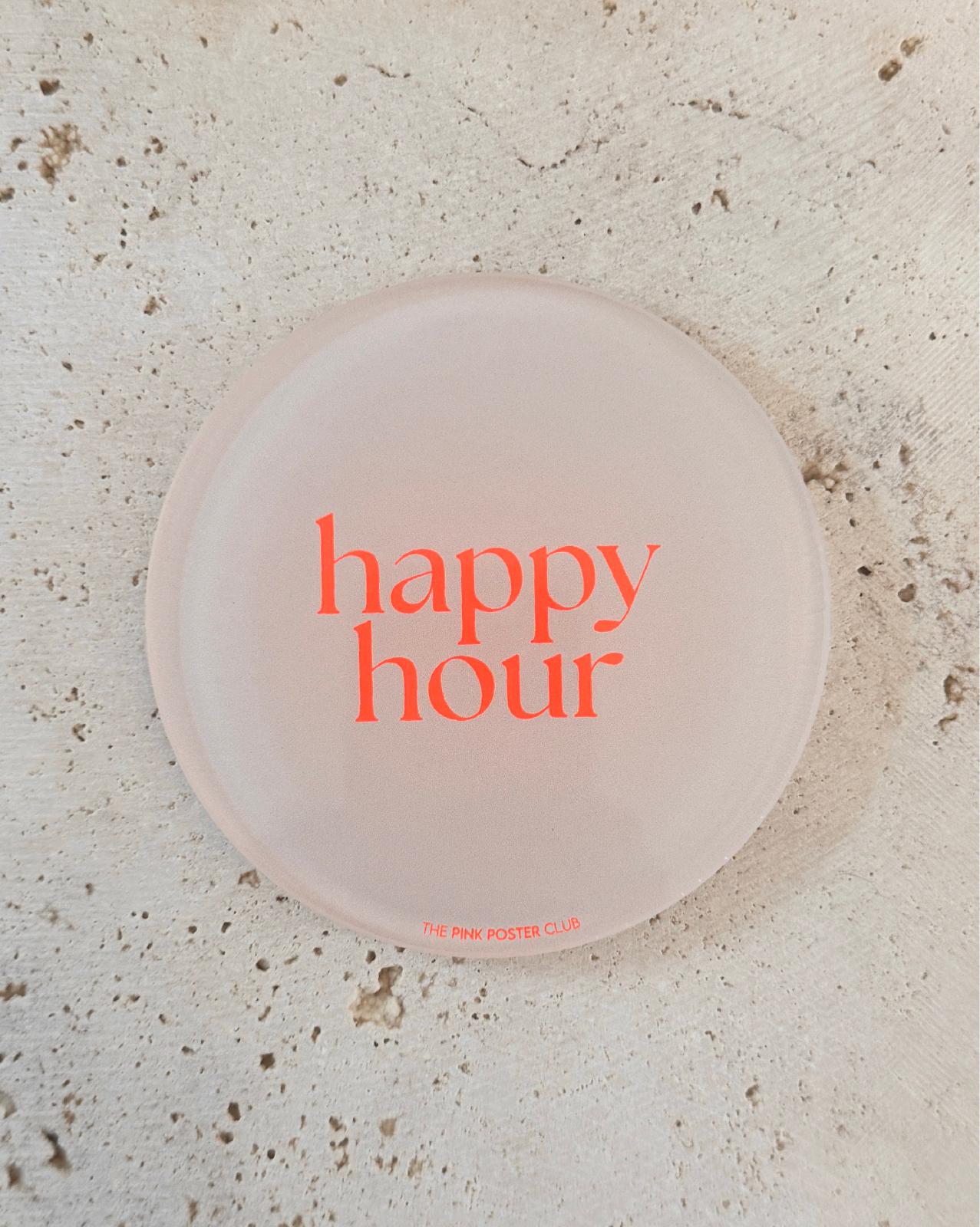 Runder Acryl-Untersetzer mit neonorangem Schriftzug „Happy Hour“, dekoratives Design-Accessoire für Tisch und Bar